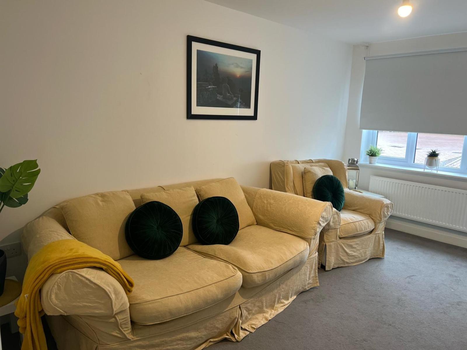 Village House St Mellons - Close To A48 And M4 Cardiff Eksteriør billede